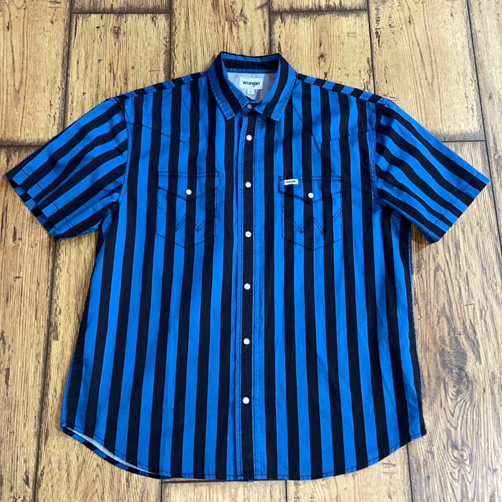 Vintage Wrangler Pearl snap